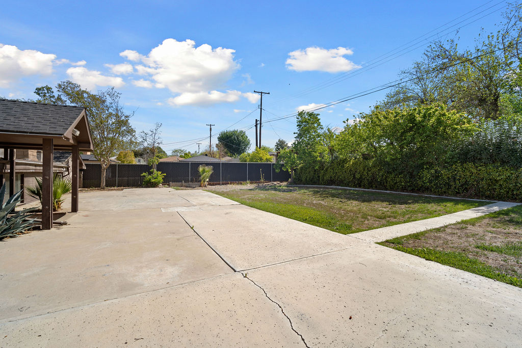 1727 Locust Ravine Stockdale Real Estate Group